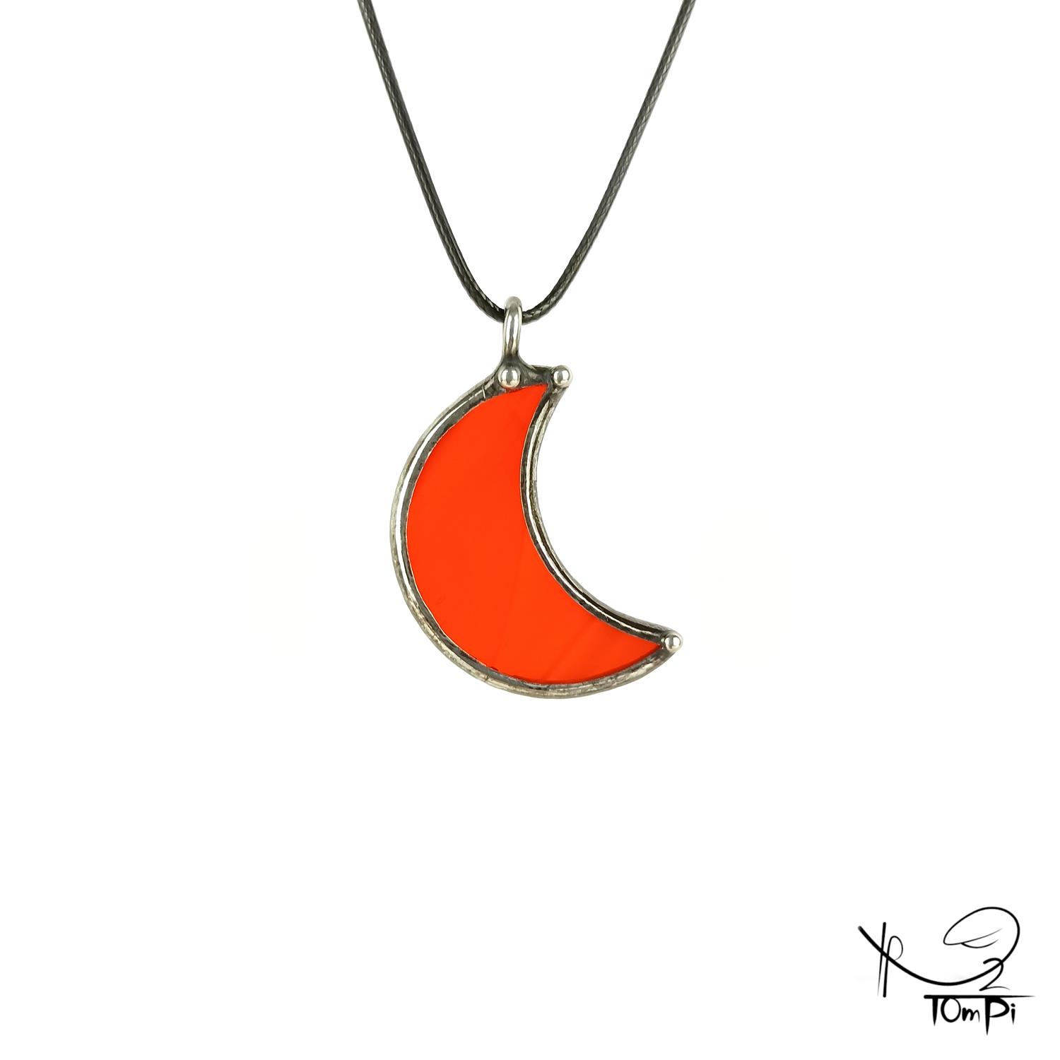 Szklana zawieszka księżyc, technika Tiffany, biżuteria ręcznie robiona, biżuteria artystyczna, rękodzieło artystyczne, rękodzieło, handmade, symbol, symbolika, biżuteria artystyczna, biżuteria handmade, biżuteria damska, biżuteria męska, biżuteria ze szkła, szklana biżuteria, naszyjnik, szkło witrażowe