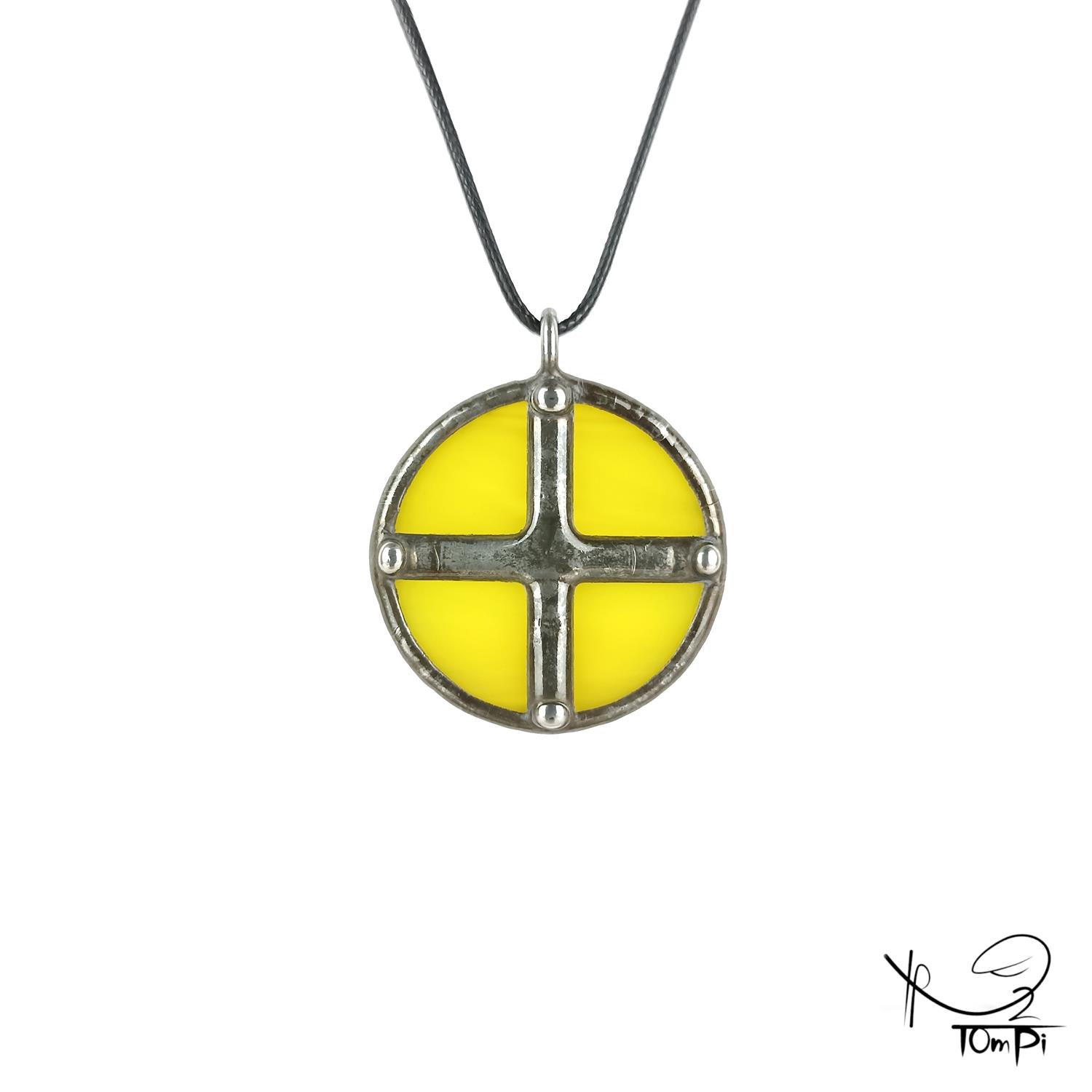 Szklana zawieszka słowiańska, technika Tiffany, biżuteria ręcznie robiona, biżuteria artystyczna, rękodzieło artystyczne, rękodzieło, handmade, słowiańskie, symbol, symbolika, biżuteria artystyczna, biżuteria handmade, biżuteria damska, biżuteria męska, biżuteria ze szkła, szklana biżuteria, naszyjnik, szkło witrażowe